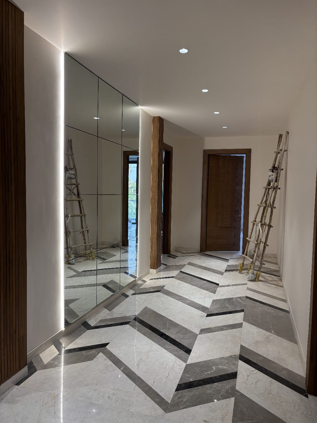 GRAINTE FLOORING