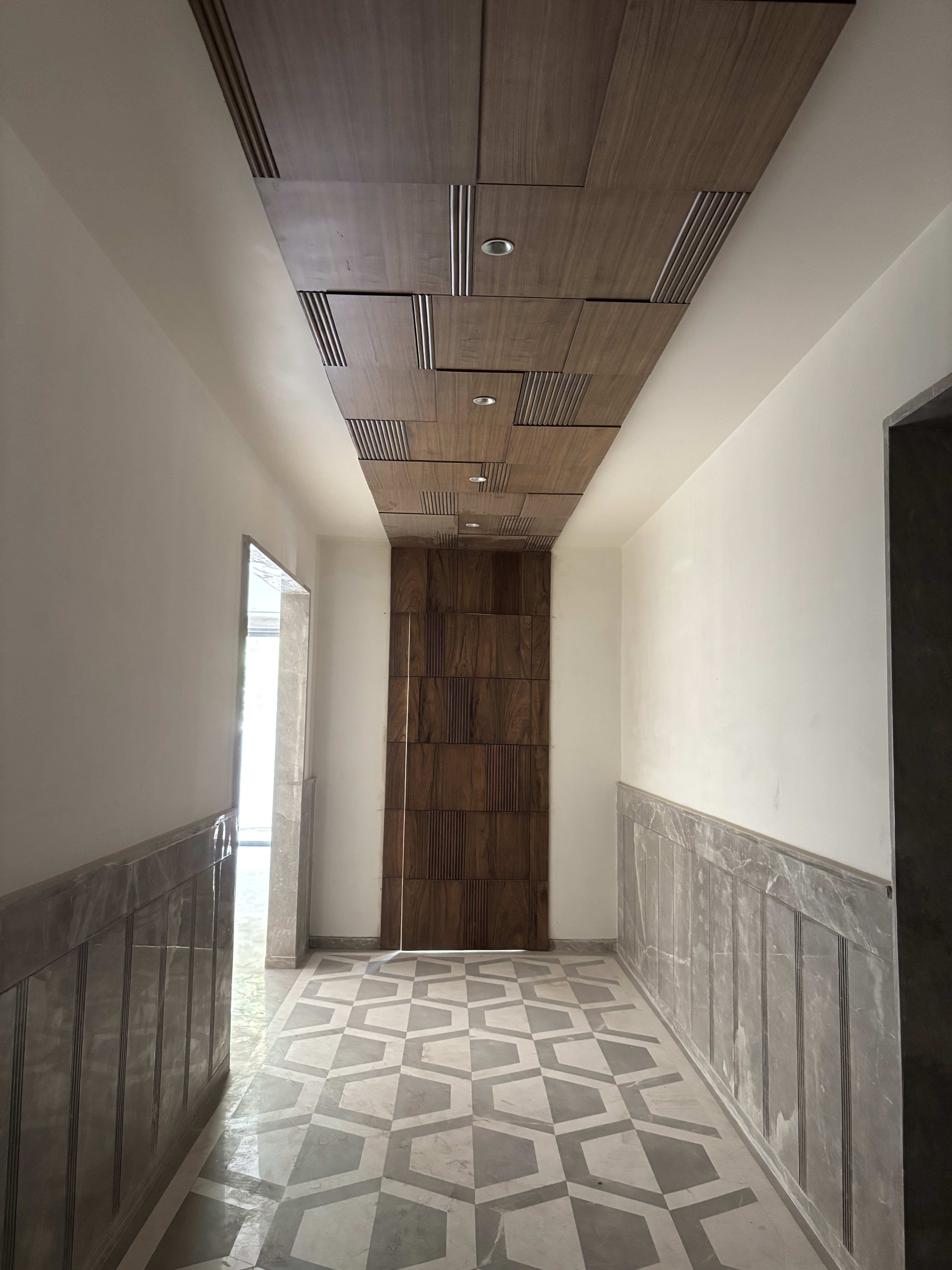 Balcony & Corridor ceiling